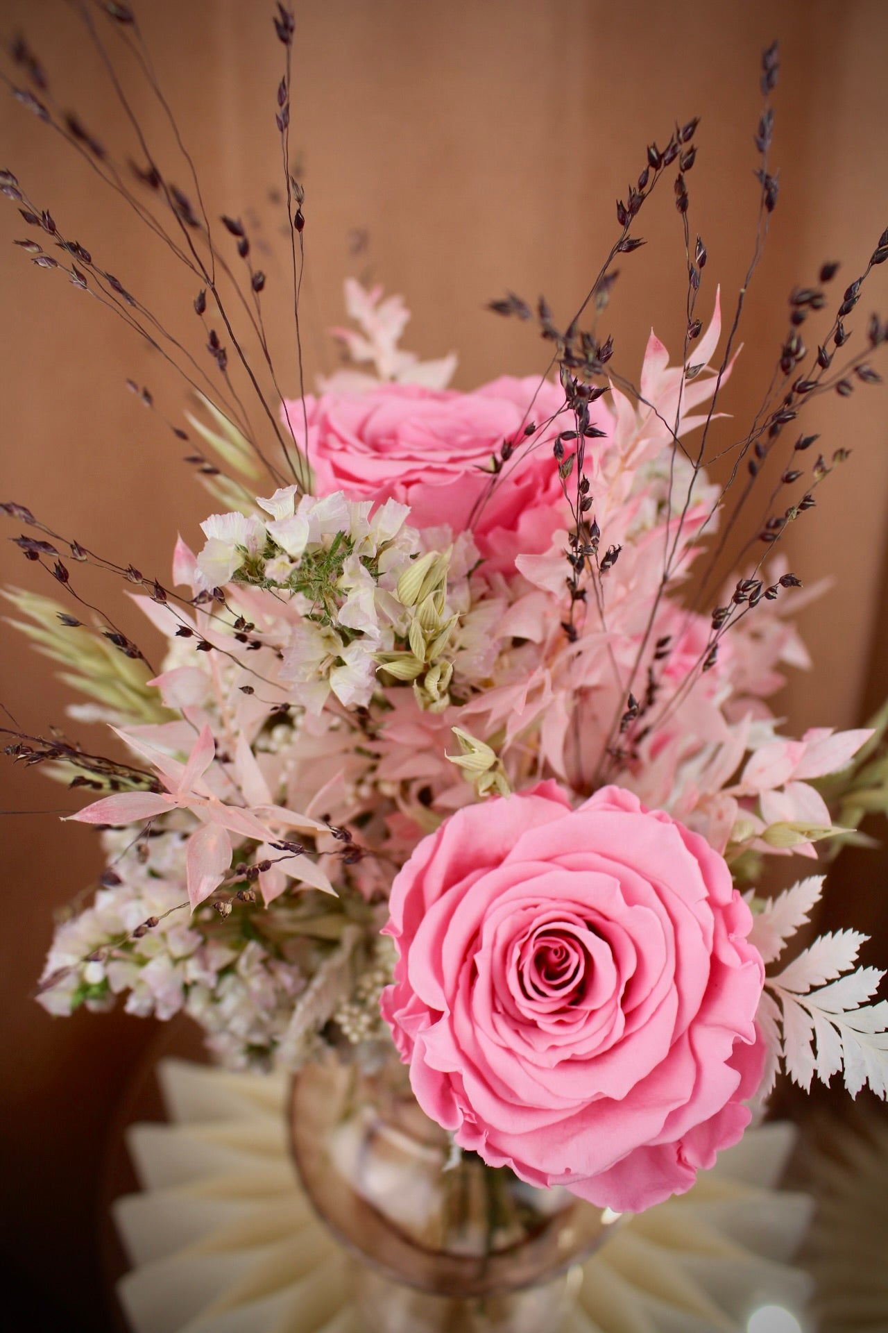 'Florina' - Trockenblumenstrauß mit präparierten Rosen