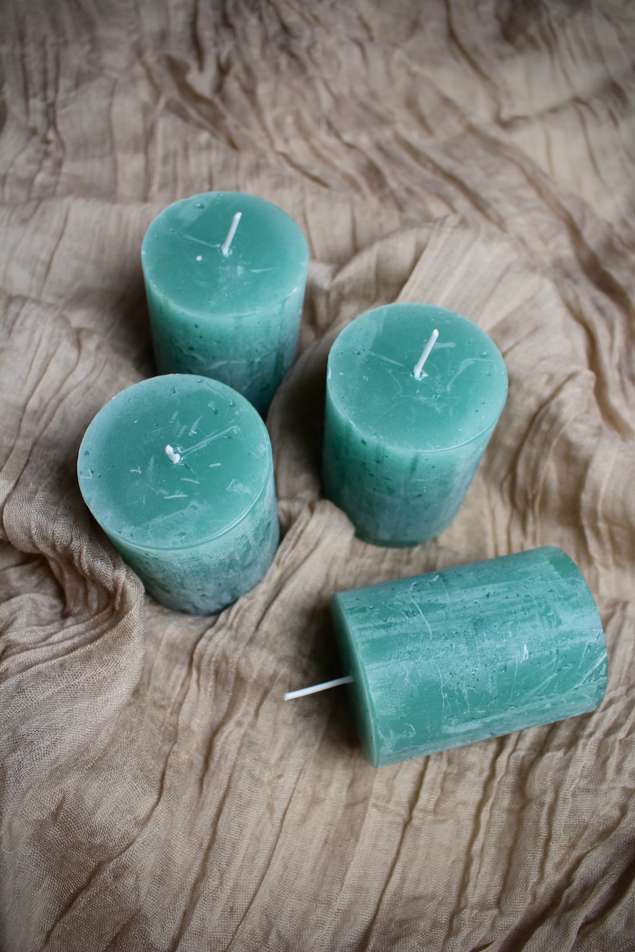 Mintgrün SafeCandle® Stumpenkerzen Viererset