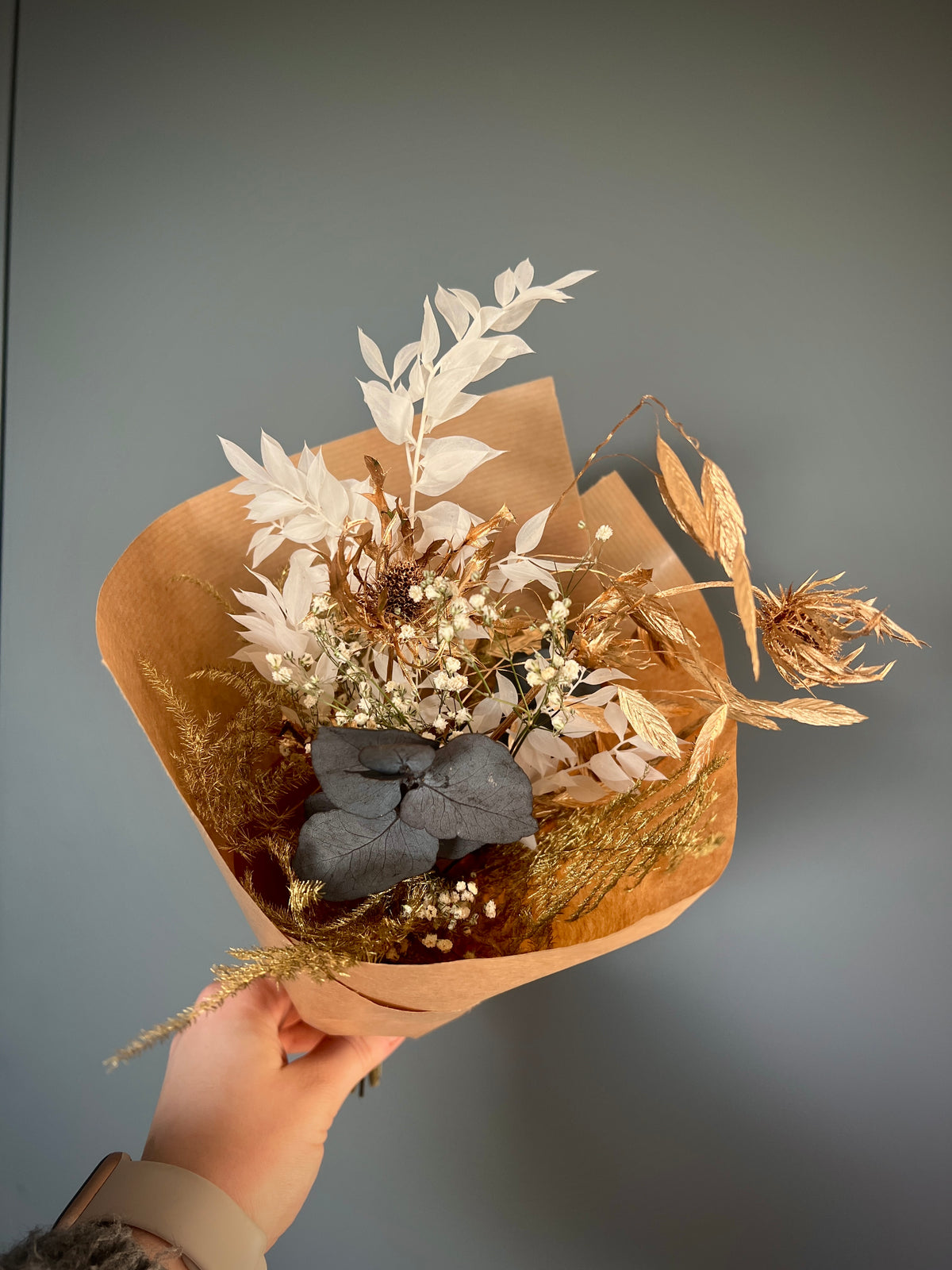 Winterstrauß in Silber & Creme – Trockenblumen Arrangement