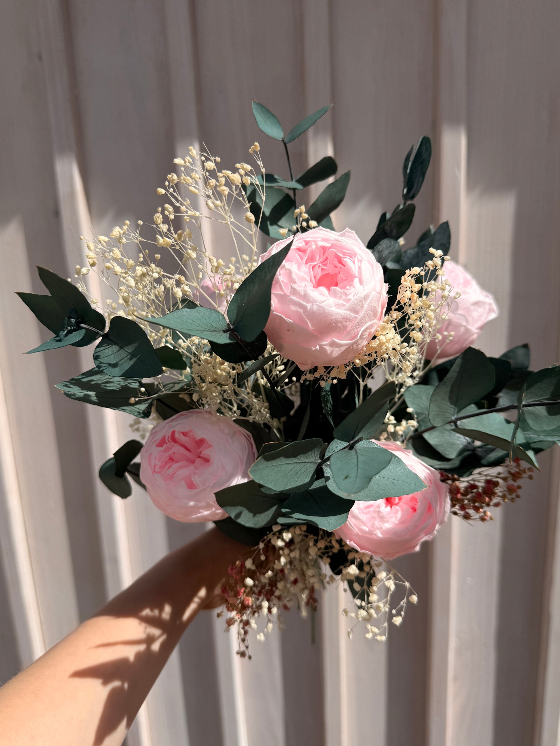 Peonia Rosea – Strauß mit stabilisierter Pfingstrose