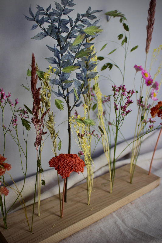 Blütenleiste ‚Sommerwiese‘ - DIY Set mit Eichenholzleiste und bunten Trockenblumen