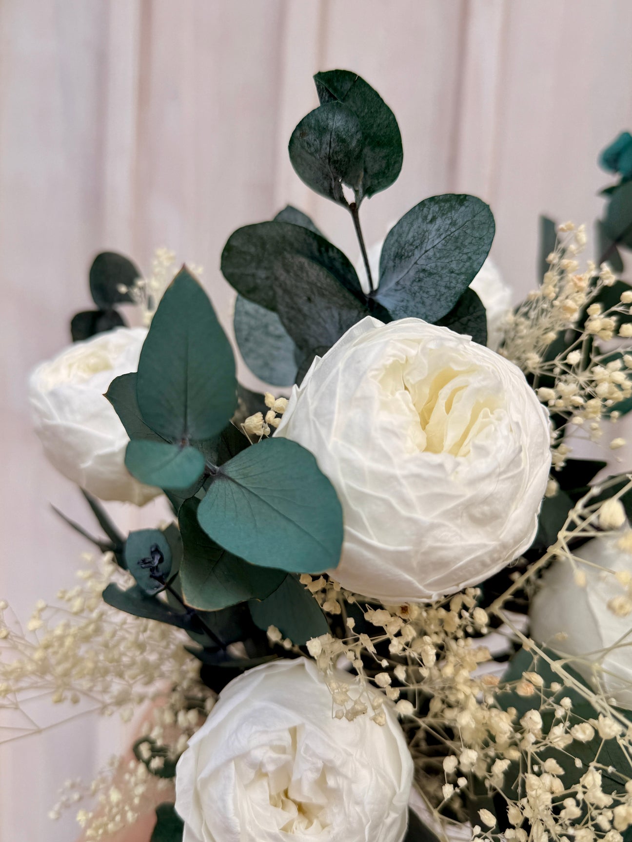Peonia Alba – Strauß mit stabilisierter Pfingstrose