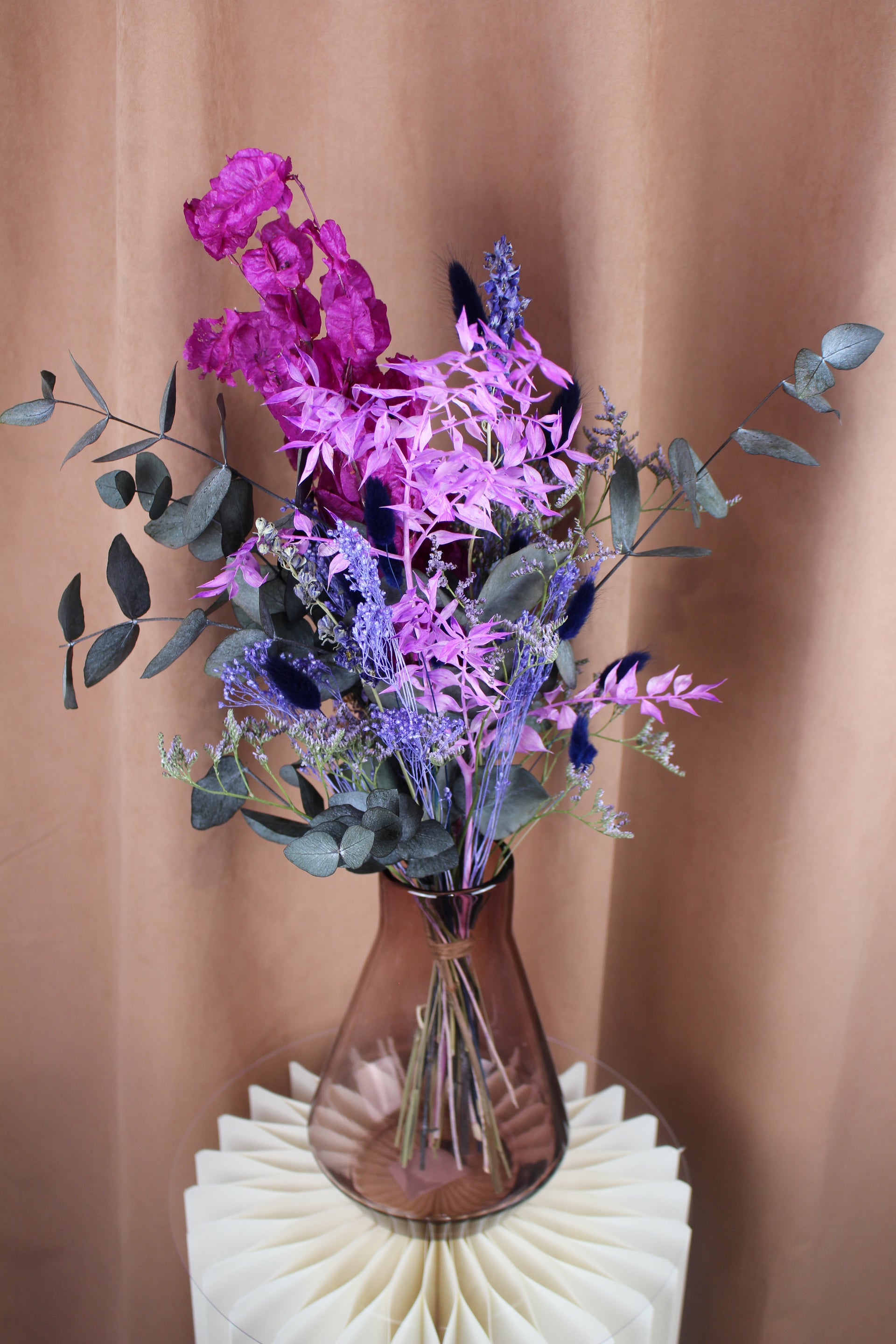 'Palura' - Trockenblumenstrauß mit stabilisierter Bougainvillea