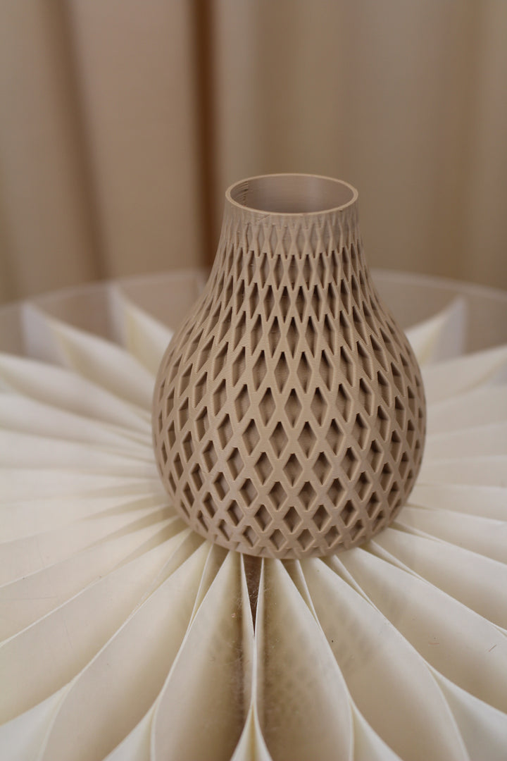 3D Druck Vase Born Beige Klein | Babakin & Mehrens - Zehn von Zehn