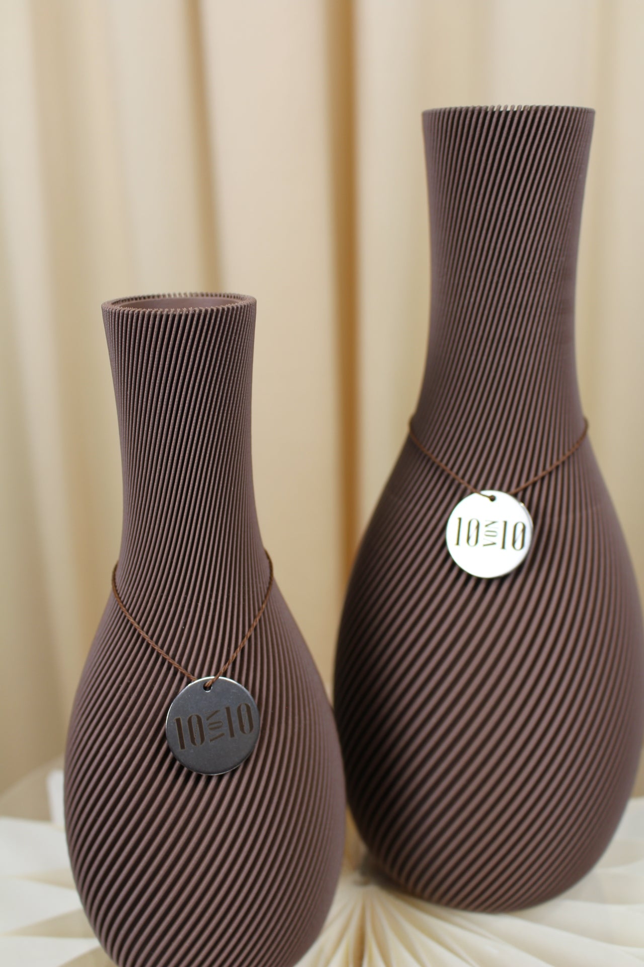 3D Druck Vase Seed Braun Nahaufnahme Set | Babakin & Mehrens - Zehn von Zehn